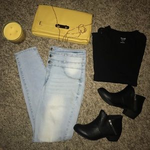 🎉price drop! CHARLOTTE RUSSE Hi-Waist Skinny Jean